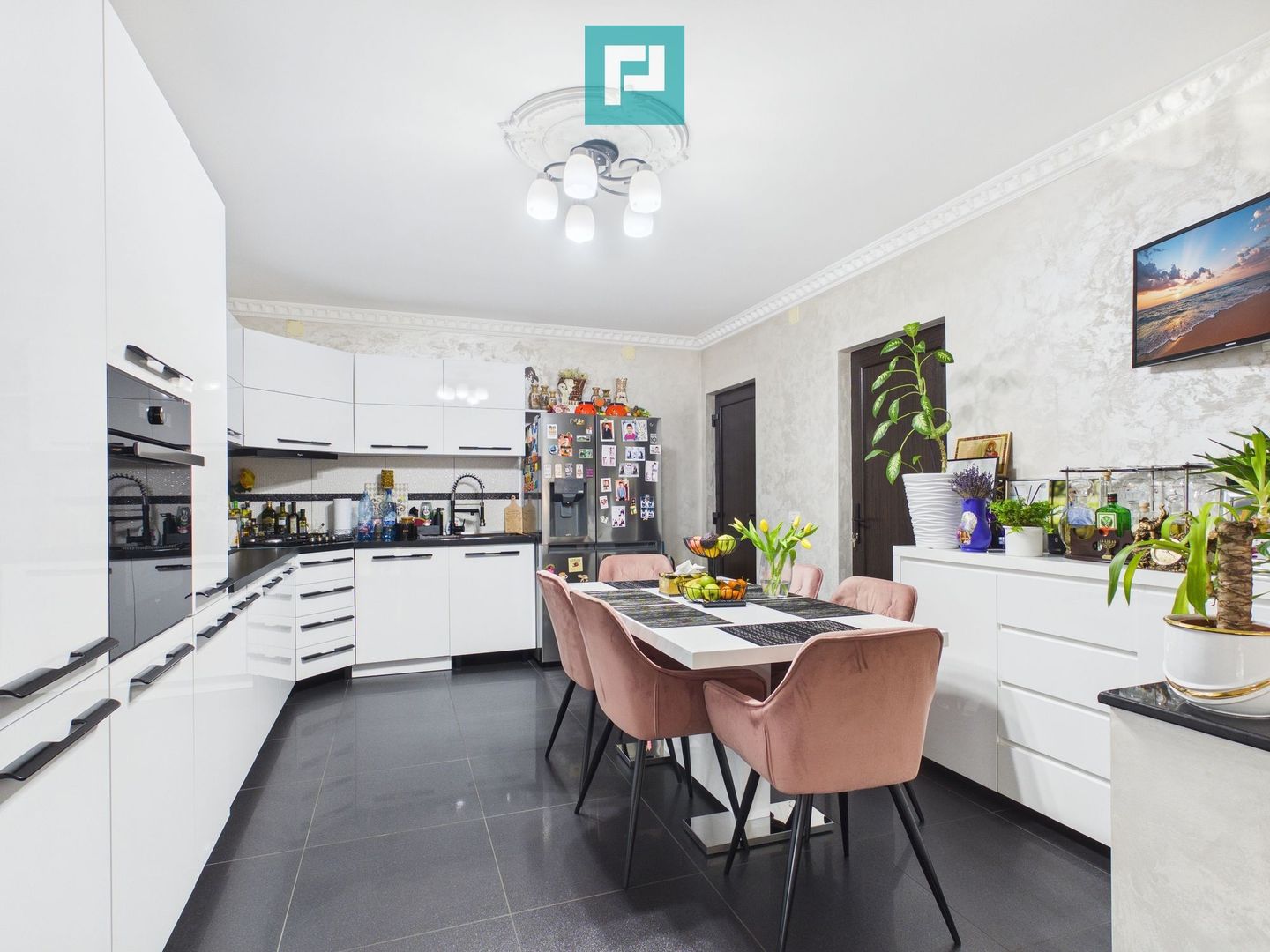 Casa cu 4 camere in Aradul Nou - Poză 20