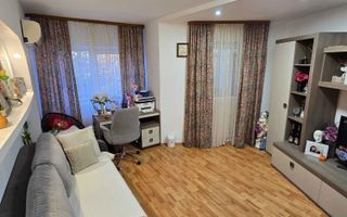 Apartament 3 camere, etaj 2/4, 81 mp totali, zona Urban – Bd. Garii - Poză 2