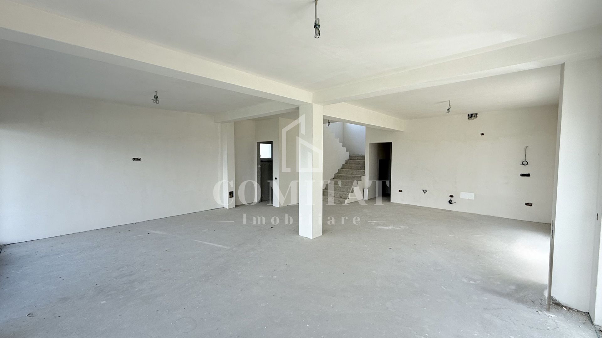 Casă individuală cu panoramă spre oraș zona de case și vile - Poză 11