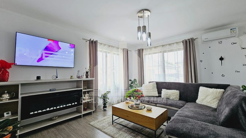 Casa individuala de vanzare, Alba-Micesti - Poză 2