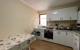 Casa de vanzare cu 3 camere tip duplex in zona Rogerius Oradea - Poză 4
