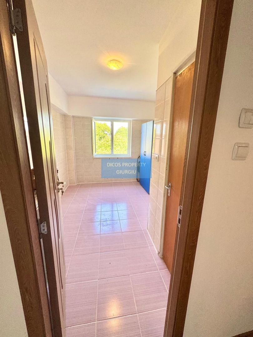 Apartament 2 camere, decomandat – Zona Centrală, bloc Lumina - Poză 6