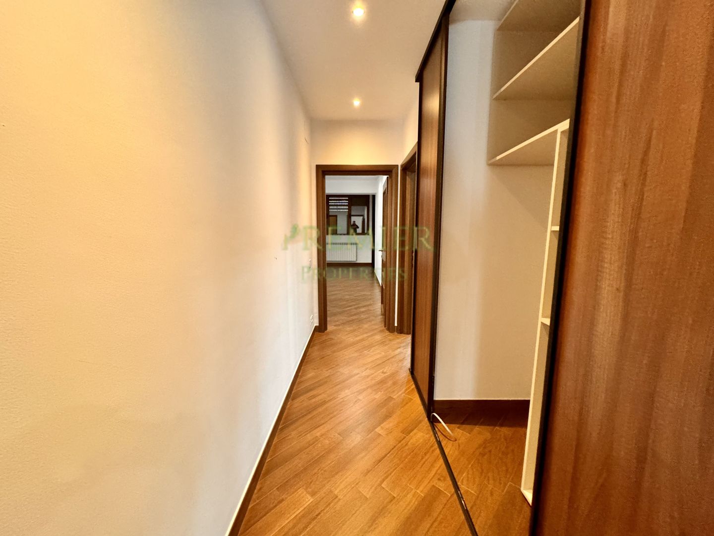APARTAMENT DE 3 CAMERE DE VANZARE IN BLOC SOLID | DOROBANTI | R.BELLER | - Poză 11