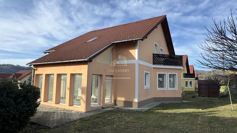 VILA 5 CAMERE,TEREN 560 MP, CAMPULUNG, ARGES - Poză 31