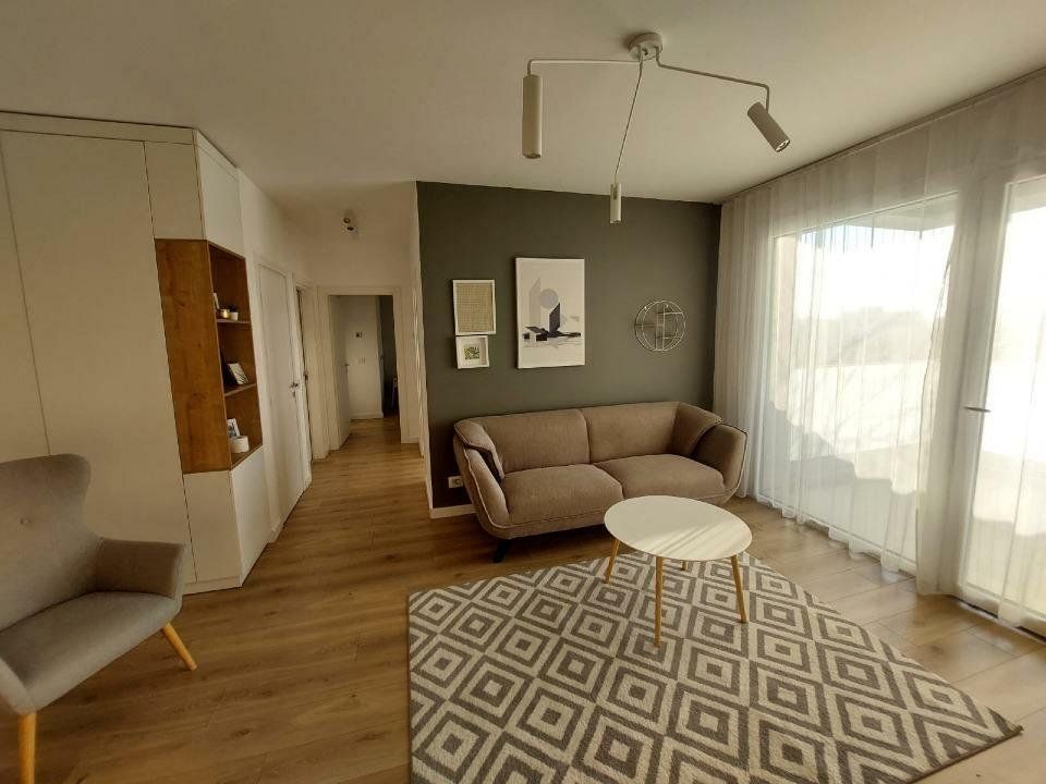Apartament de Închiriat 2 Camere AFI City Bucureștii Noi Loc de Parcare - Poză 1
