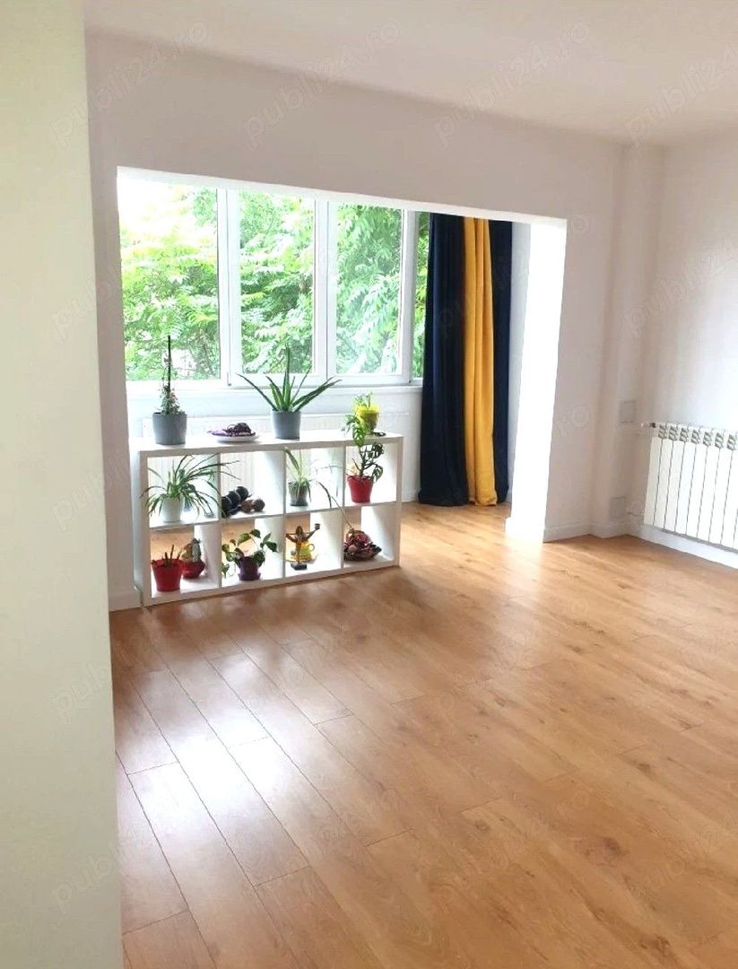 Vanzare Garsoniera 42mp Vitan Mall/ Metrou Dristor Etaj 2/4 Potențial 2 Camere - Poză 1