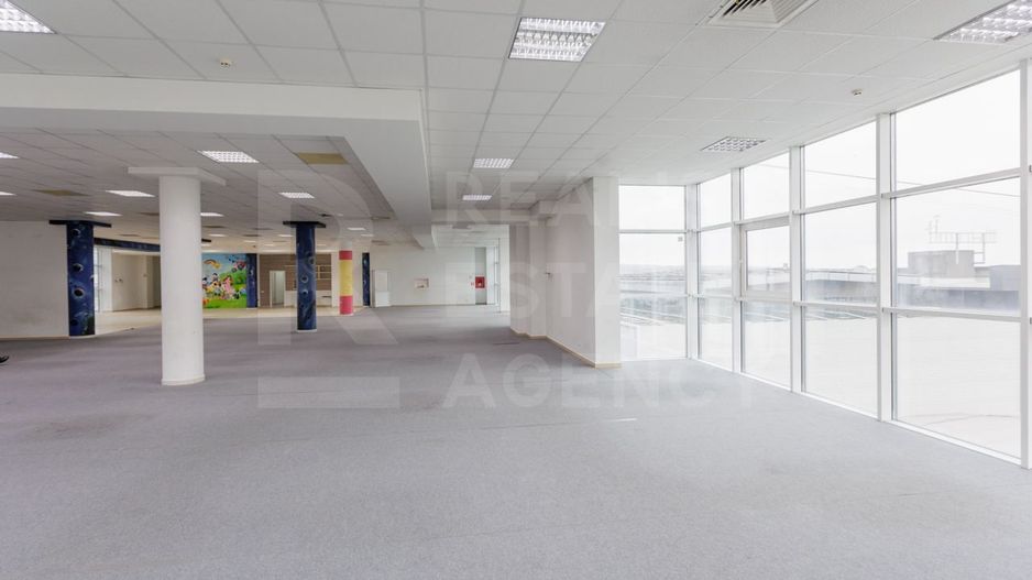 Chirie, spațiu comercial, 700 mp, str. Mircea cel Bătrîn, Ciocana - Poză 9