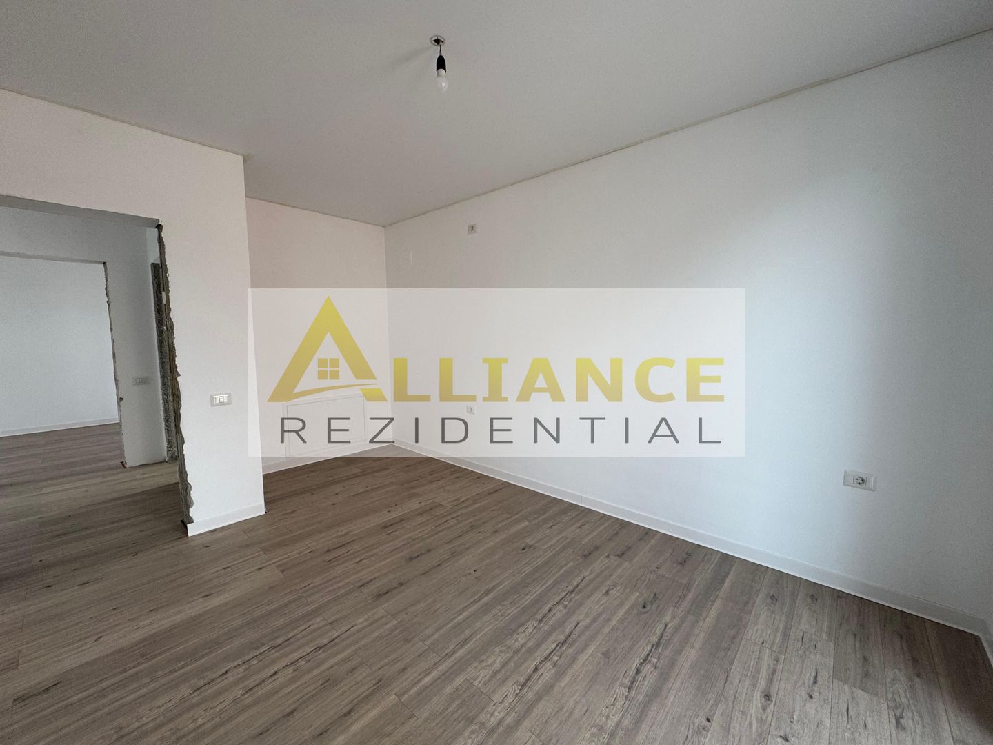 Casa Individuala - 4 camere - 2 bai - 320mp teren - Poză 22