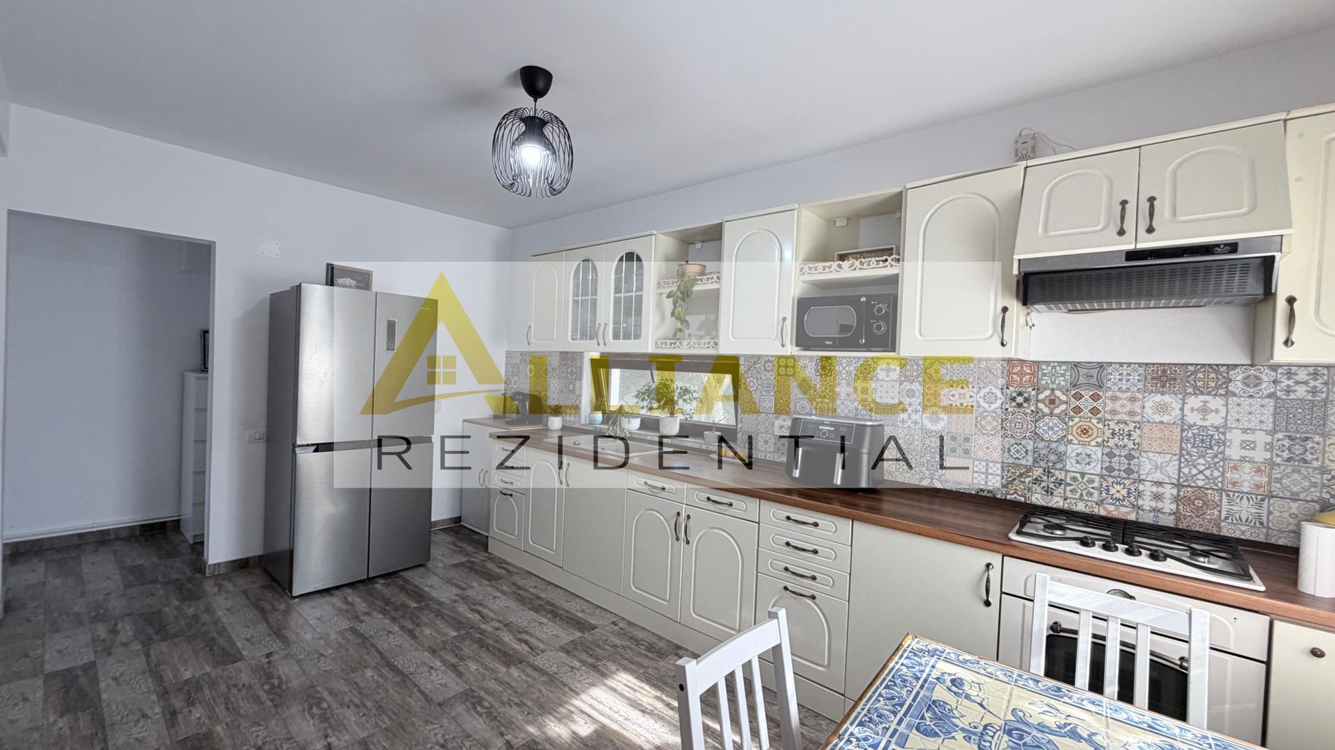 Casa Individuala - 4 camere - 2 bai - 326 mp teren - Poză 12