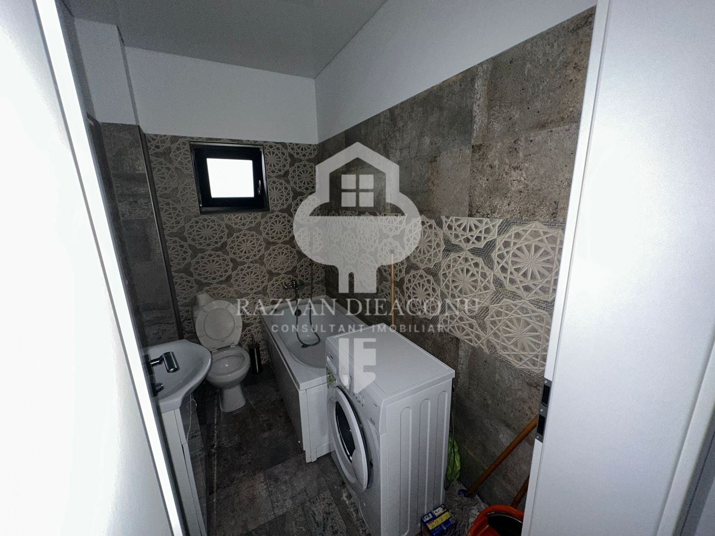 De vanzare apartament mamaia-sat - Poză 11