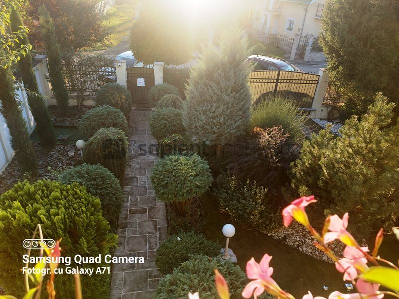 Casa lux cu 5 camere in Rontau - Poză 27