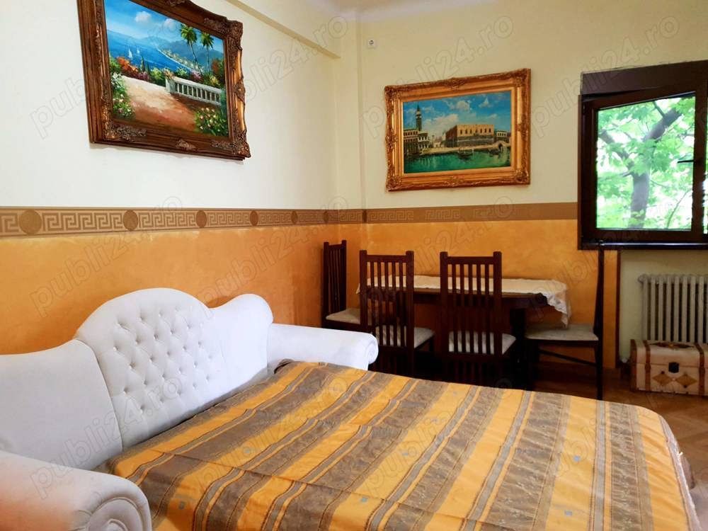 Apartament ultracentral Armeneasca 4camere 97mii - Poză 2
