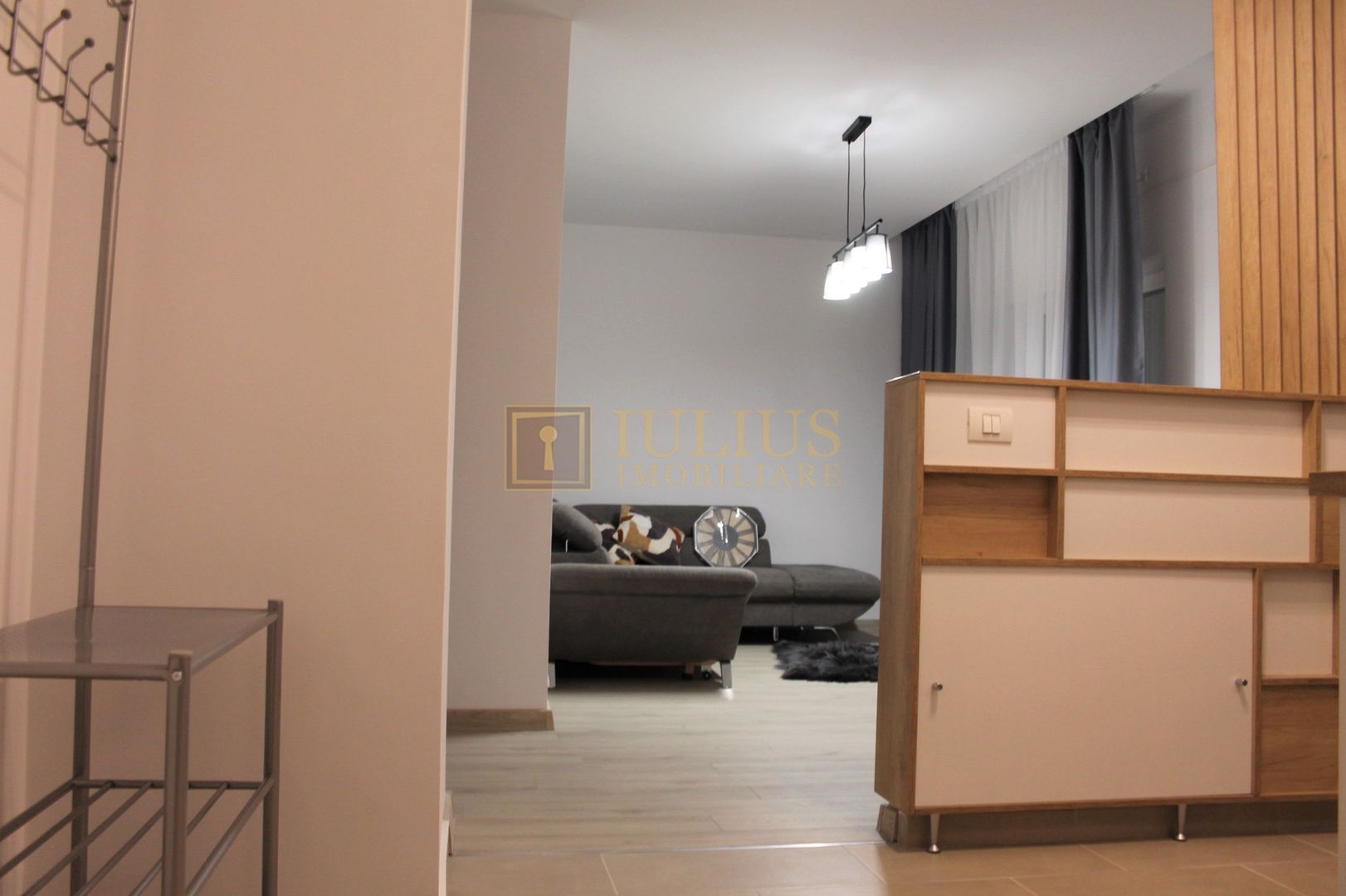 Apartament modern, doua camere cu loc de parcare privat si acoperit - Braytim - Poză 4