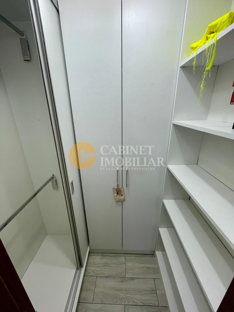 Galata - 3 Camere Decomandat - Mobilat/Utilat - 73 MP - Bloc dupa 1980 - Poză 14