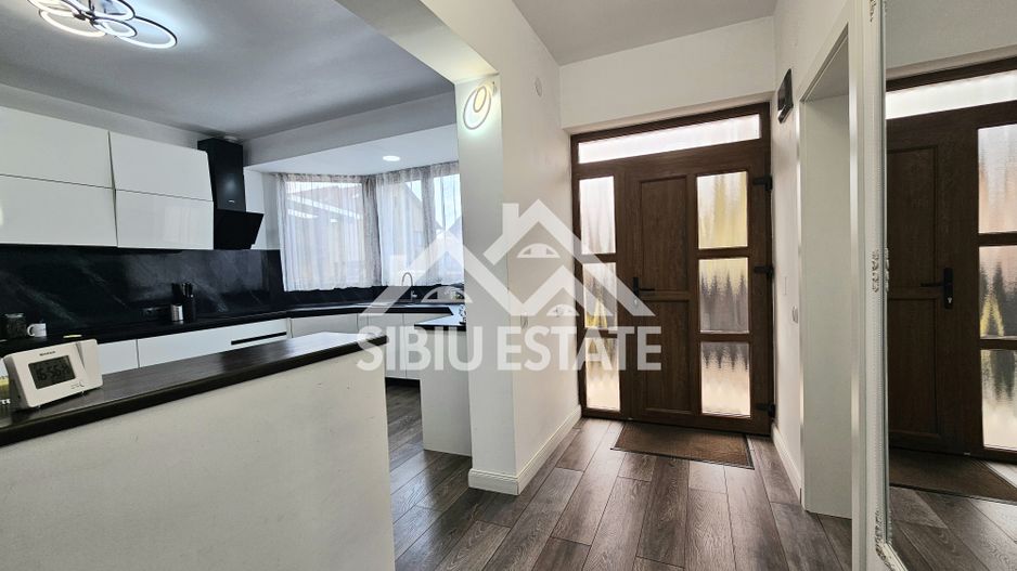 Casa 4 camere Sibiu dotari bune, pivnita, terasa - Poză 6
