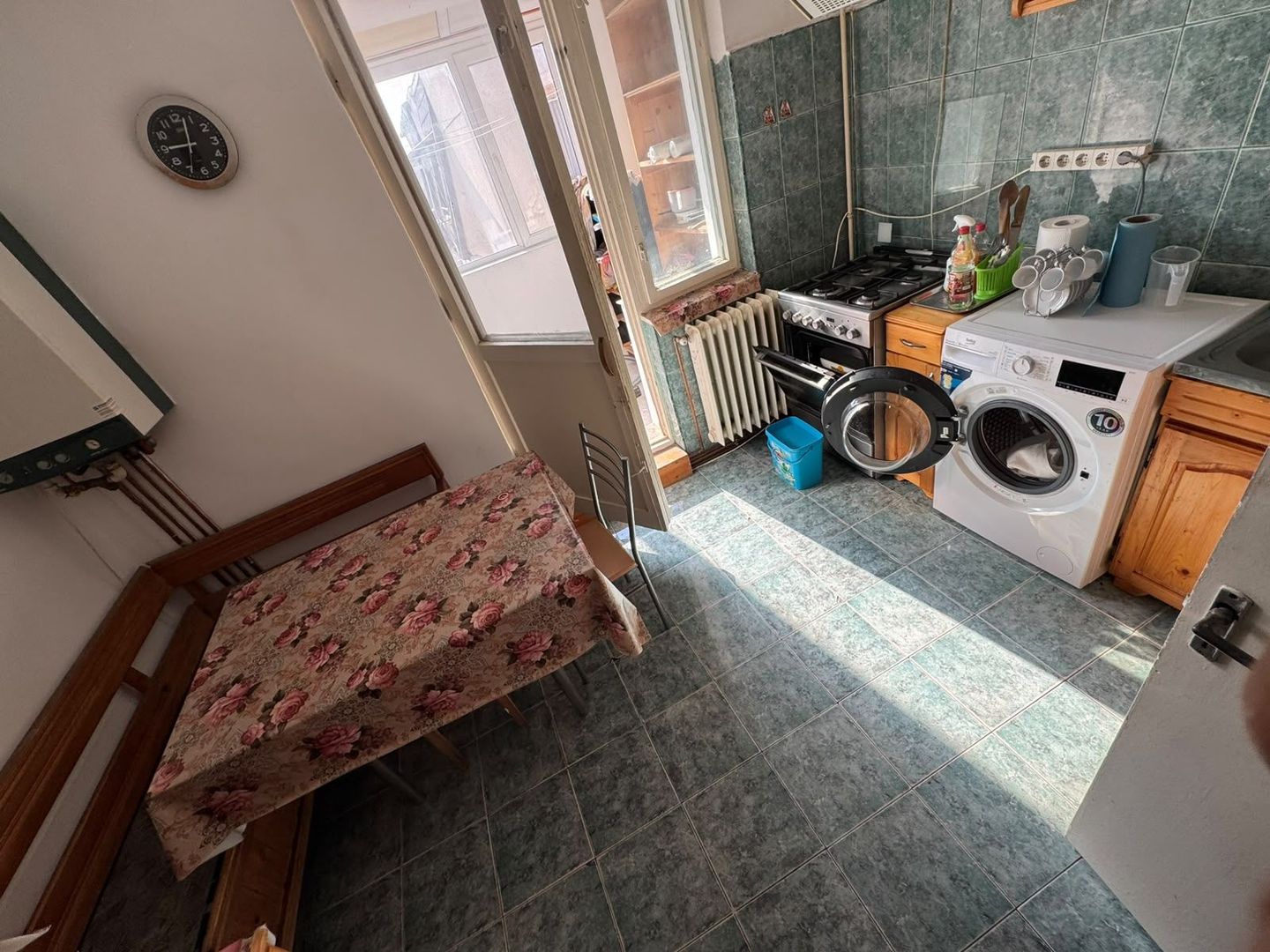 Apartament cu 4 camere de închiriat în Alba Iulia - Poză 8
