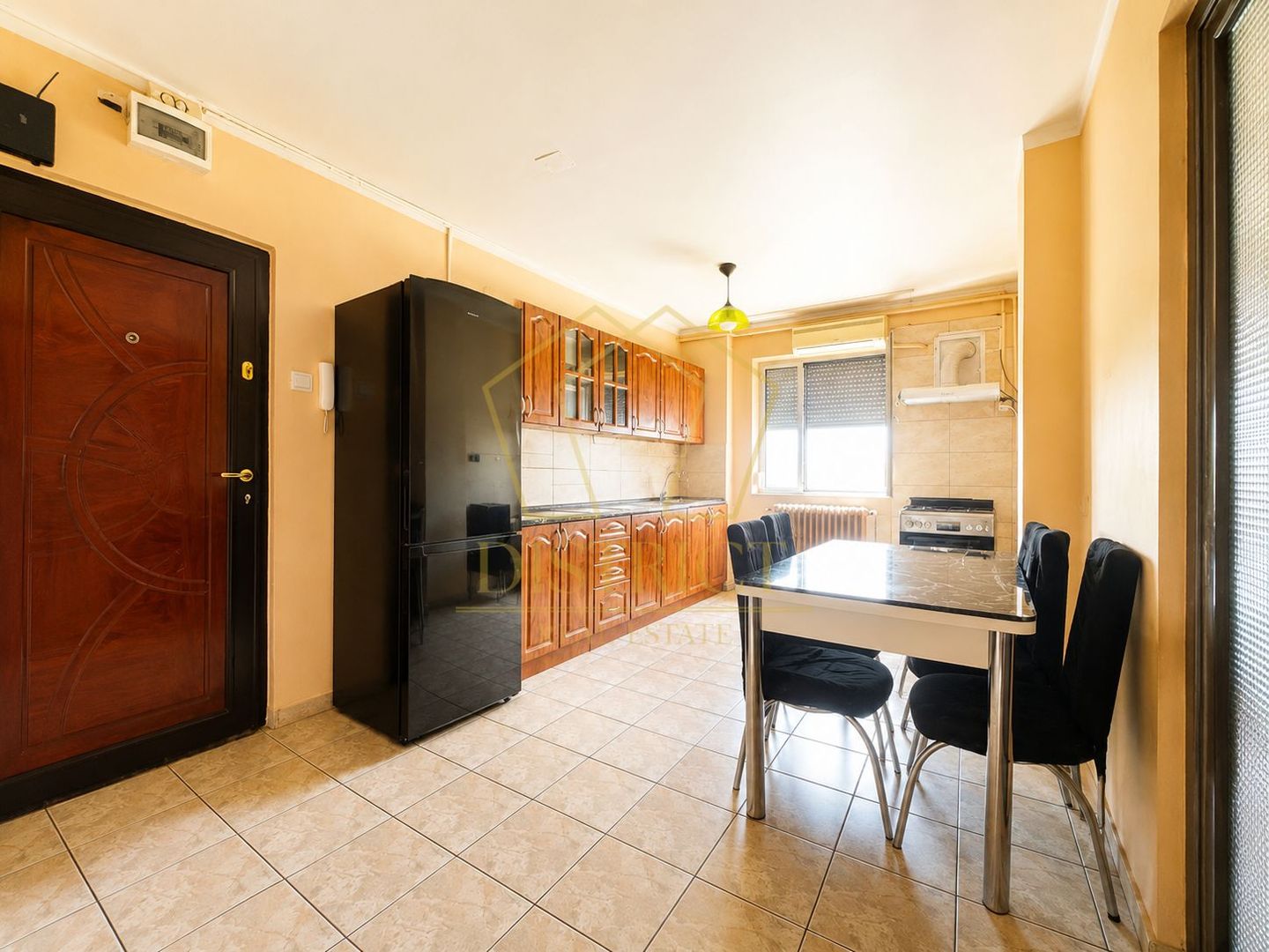 Apartament decomandat cu 3 camere I Cetatii - Poză 3