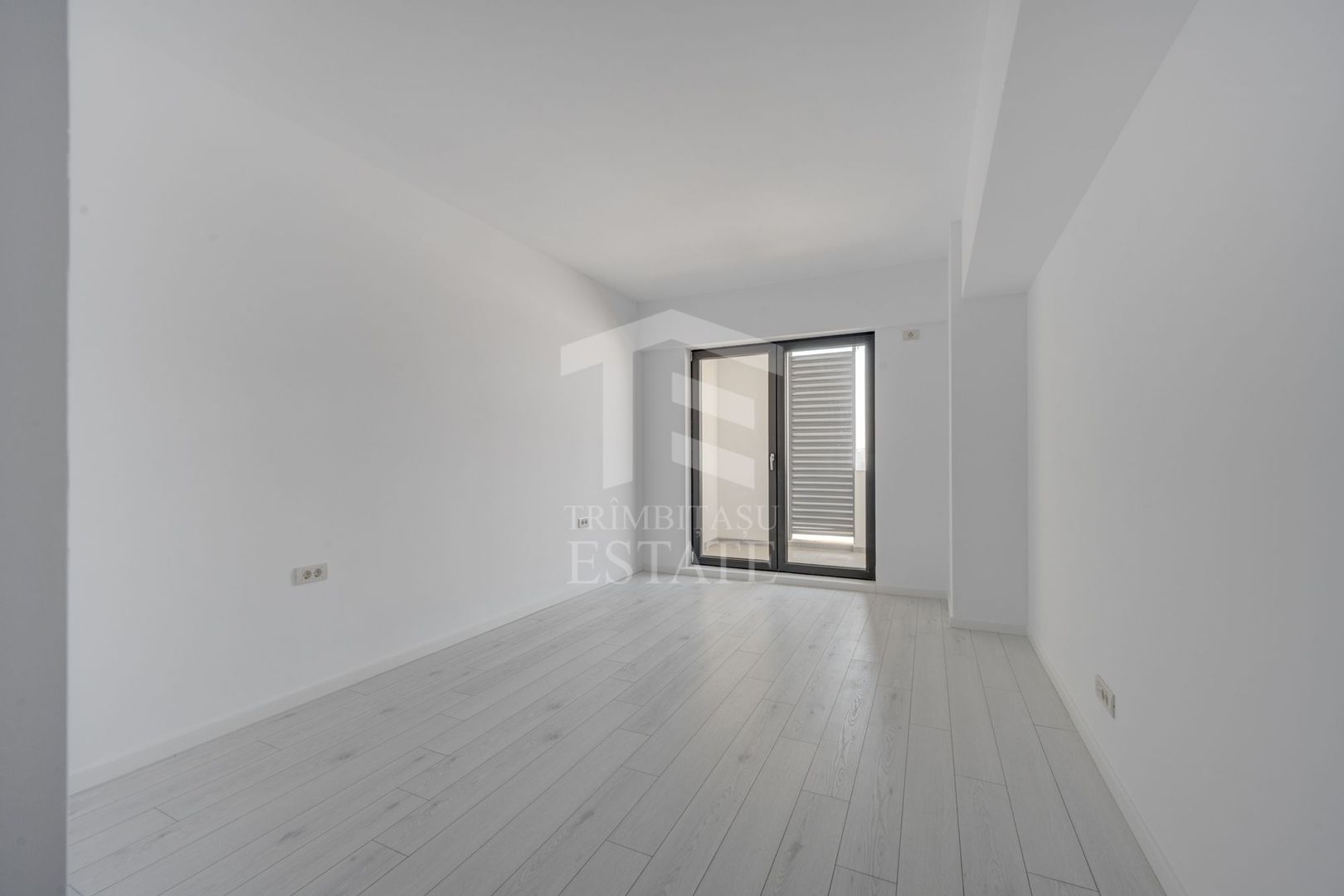 3 CAMERE VEDERE SUPERBA SPRE LAC BLOC NOU FINALIZAT TERASA GENEROASA - Poză 5