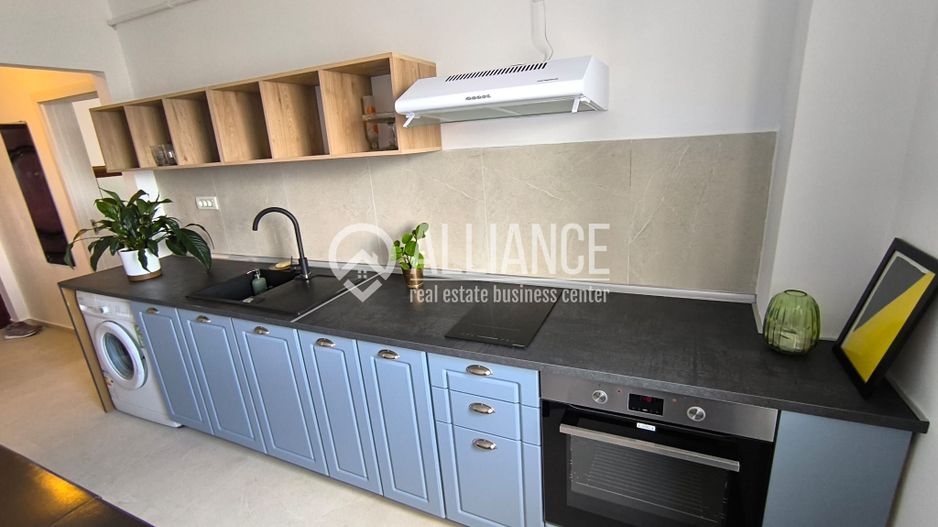 CENTRU TRAIAN(cod03)- 2 camere insorite si cu panorama catre port! - Poză 9