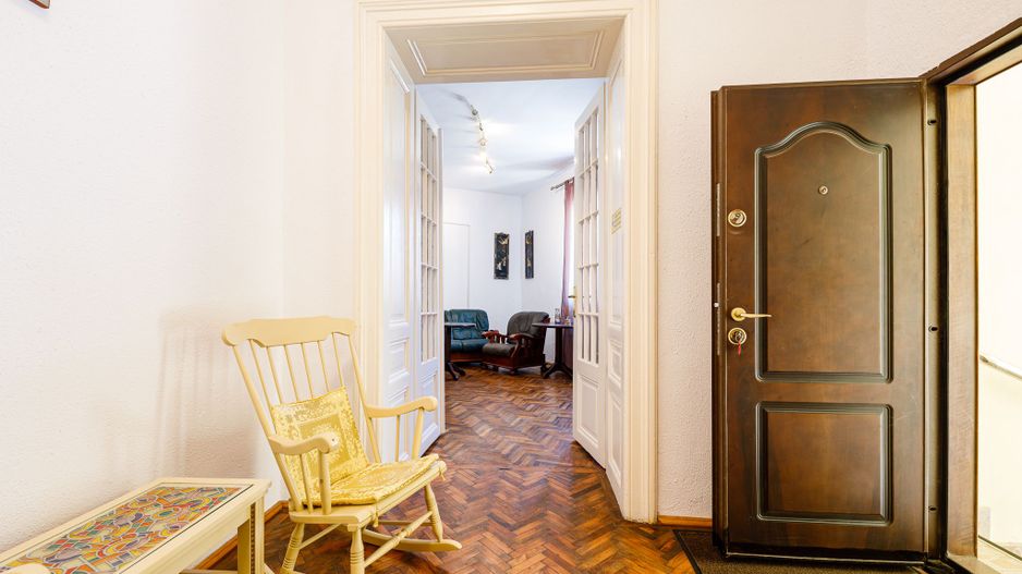 OFERTA INCHIRIATA -  Spatiu pentru birou, 2 incaperi | P-ta Maria - Poză 1