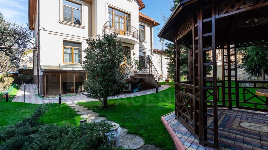Vânzare, casă 3 nivele, stradela  5 Pomicultorului, Codru - Poză 10