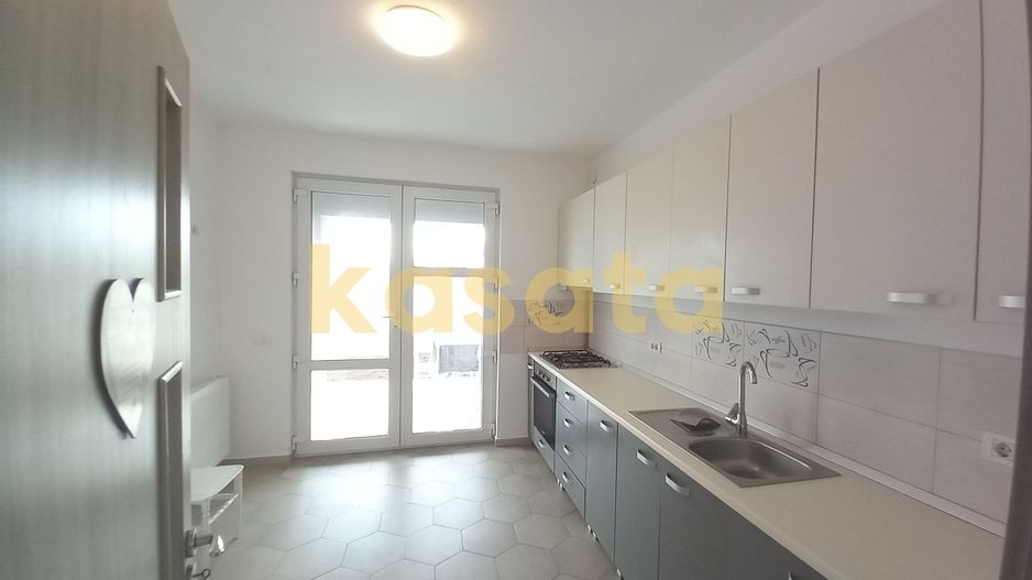 Vilă Modernă 4 Camere | Curte Privată | Zonă Excelentă & Facilități - Poză 8