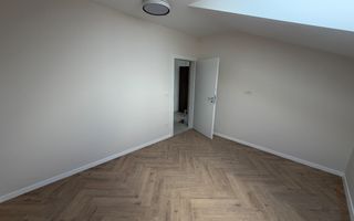 NOU. Disponibil imediat. Decomandat. Zona Soarelui - Poză 8