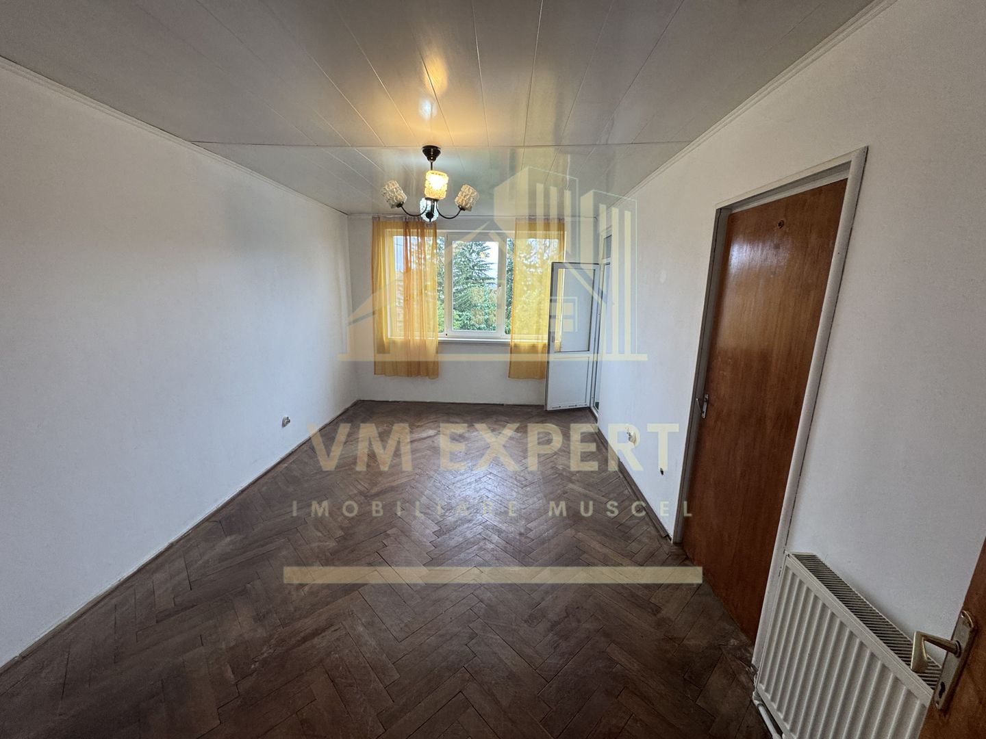 APARTAMENT 3 CAMERE ETAJ 4 CAMPULUNG VISOI - Poză 16
