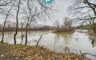 Teren spectaculos la  Periam Port - Poză 12