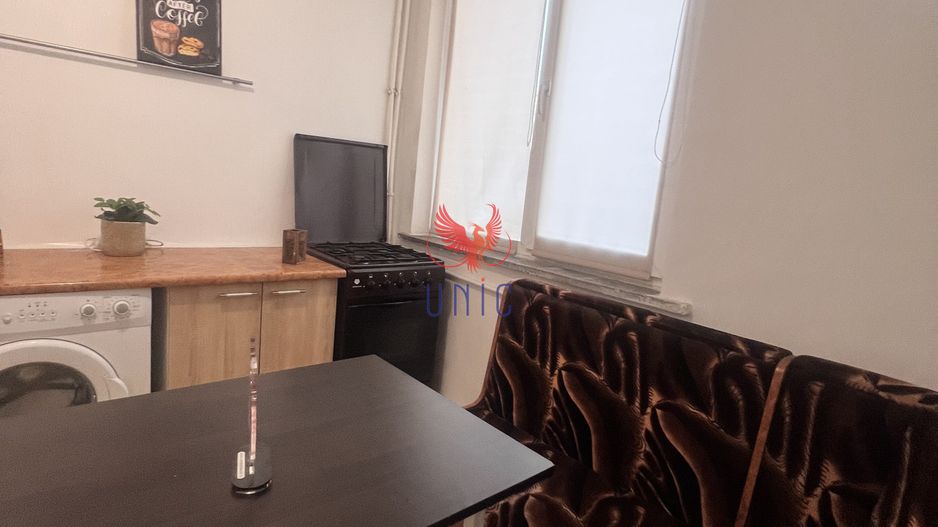 Decomandat, stradal, Calea Bucuresti etaj 1 - Poză 83