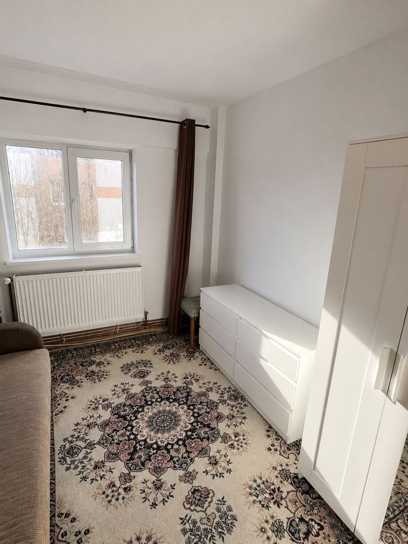 Apartament 3 camere, decomandat, 73 mpu, 1 balcon, Cetate, Alba Iulia - Poză 2