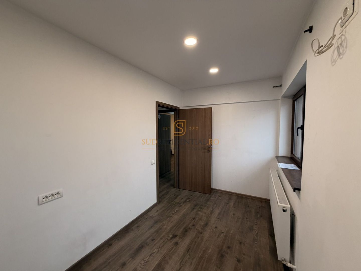 Spatiu comercial, pozitionare excelenta, exact la metrou Aparatorii P - Poză 3