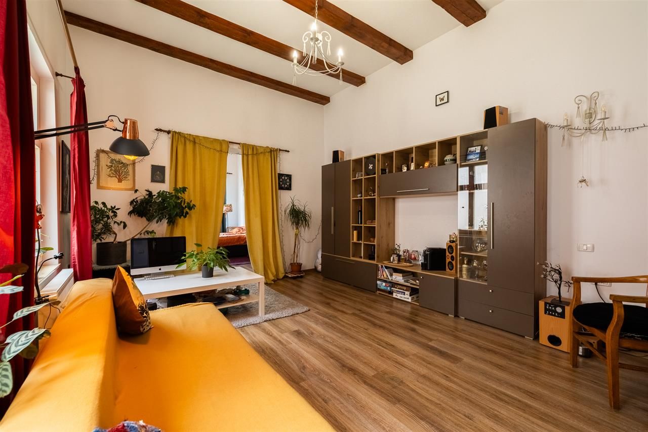 Imobil doua camere in casa+spatiu comercial+teren 270 mp  cu CF separat - Poză 12
