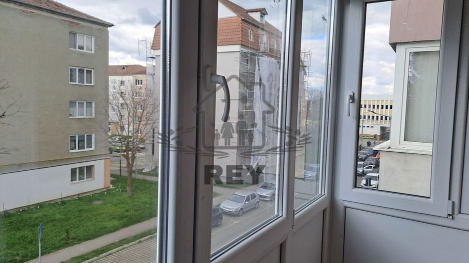 Apartament 2 camere de vânzare în Sibiu, cart. Terezian, Sibiu - Poză 1