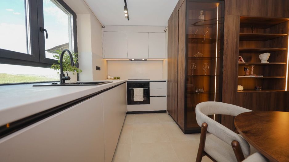 2 camere la cheie | Mobilat & utilat complet | Vedere panoramică | Ghe - Poză 11