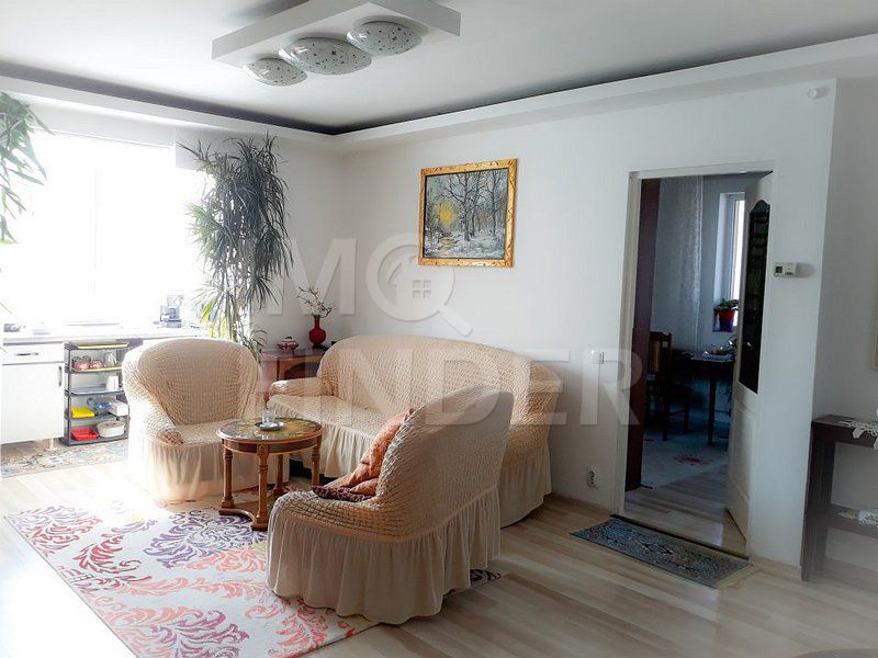 Vanzare 3 camere Floresti, zona Terra, finisat - Poză 1