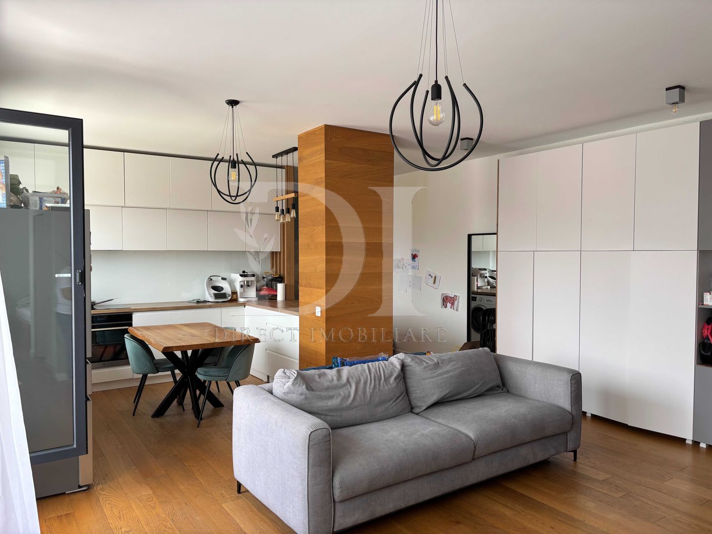 Apartament 3 camere + terasa + parcare subterana - Poză 1