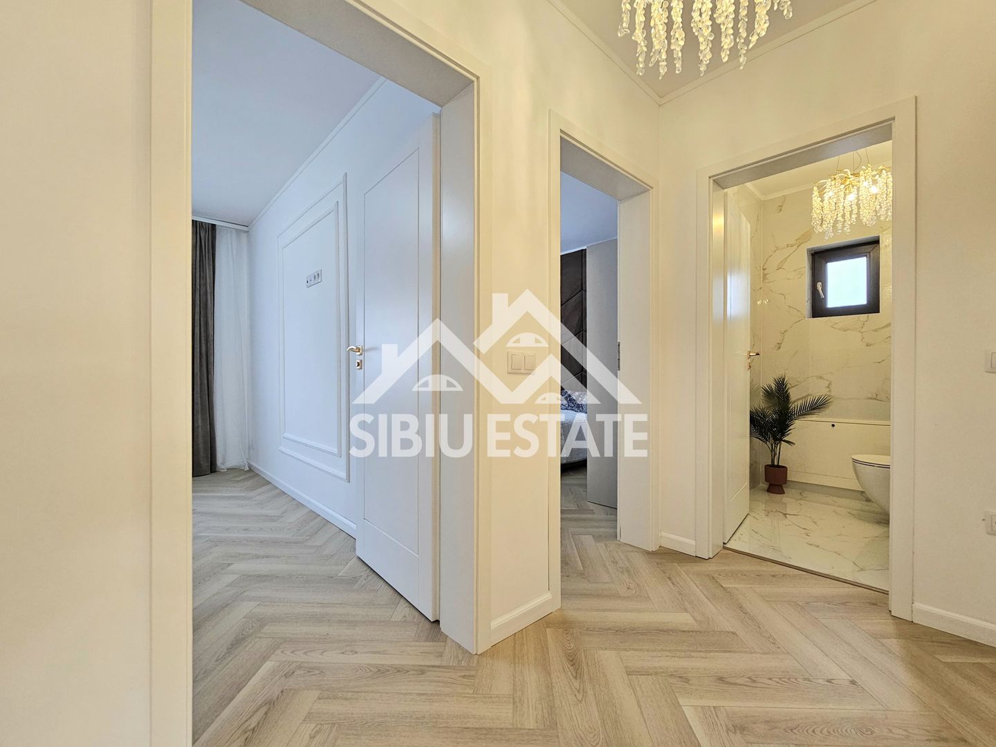 Casa prima chirie NOU  4 camere, 3 bai - Poză 16