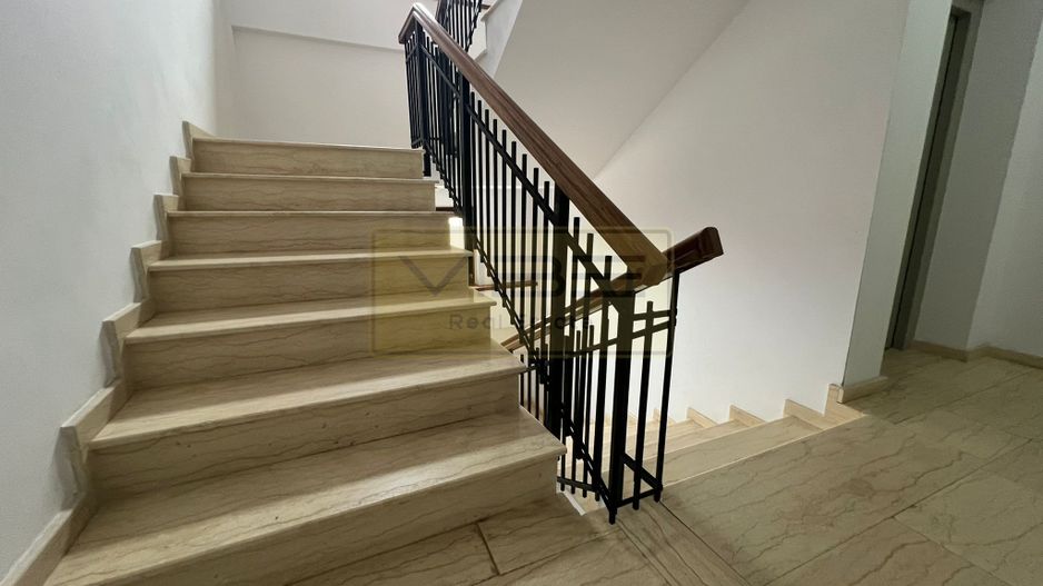Apartament 2 camere mobilat/intabulat  Galata -  1km Belvedere - Poză 22