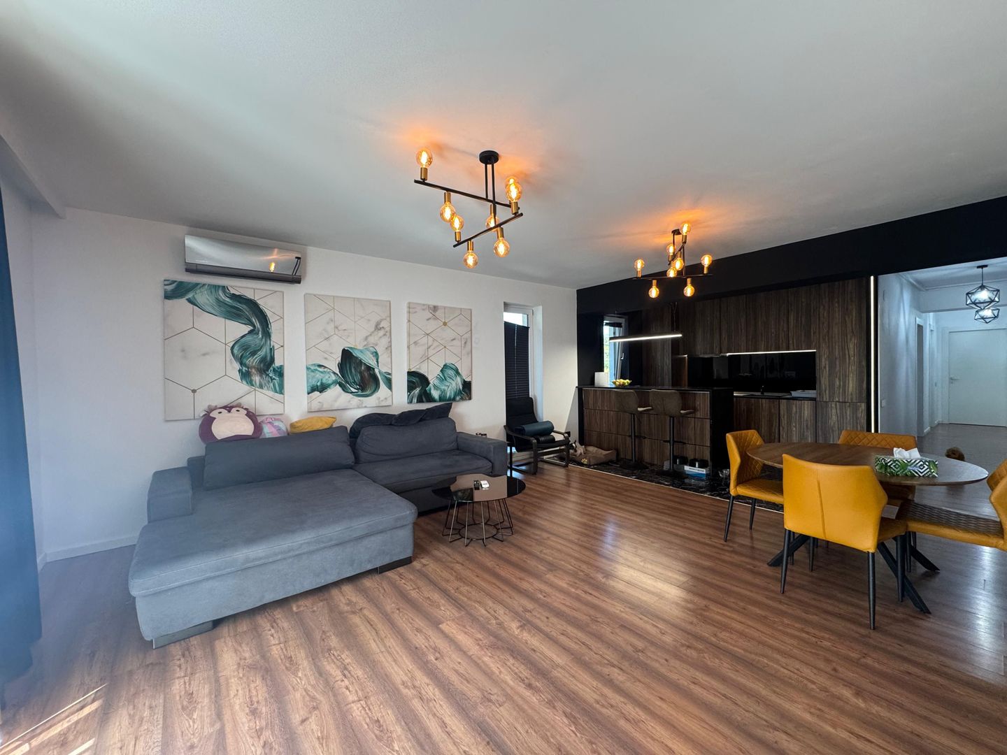 3 CAMERE + LOC DE PARCARE || SISESTI - Poză 4