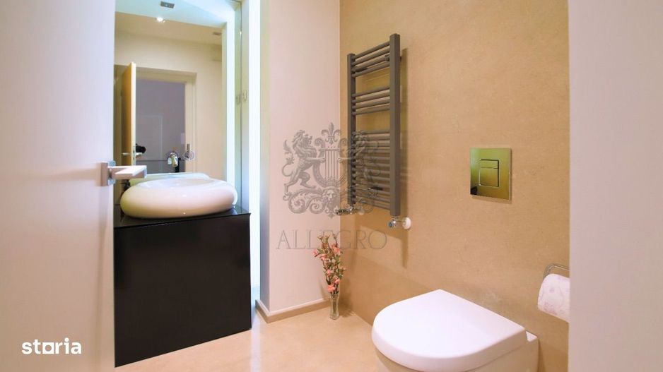 Vanzare | Nordului|  3 Camere | 3 Bai | 230 mp | Terasa | Parcare - Poză 12