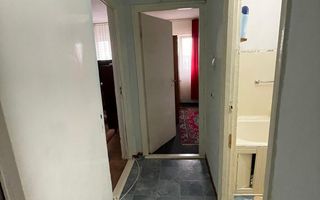 Apartament cu 4 camere de vanzare, Zona Cetate - Poză 7