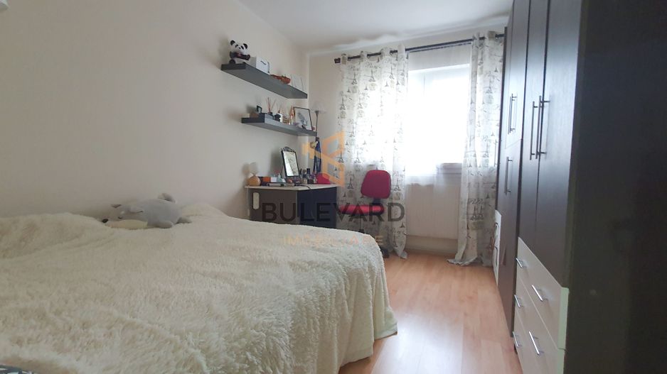 Apartament cu 3 camere + garaj, zona Big! - Poză 5