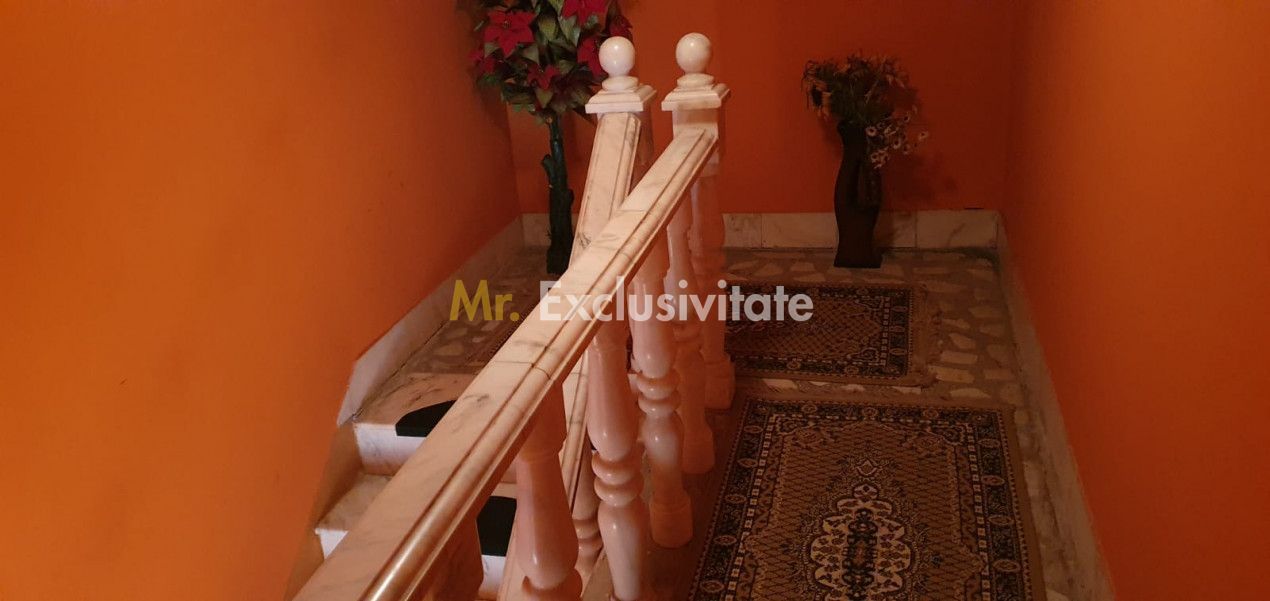 Casa / Pensiune de vânzare – Balta, Gorj sau schimb cu apartament . - Poză 16