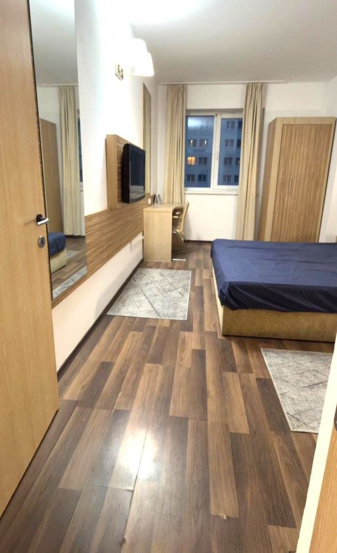 Vânzare Apartament 2 Camere Decomandat Rin Grand Hotel - Poză 1