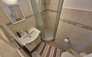 Apartament in casă, într-o zonă exclusivistă, priveliște deosebită. - Poză 27