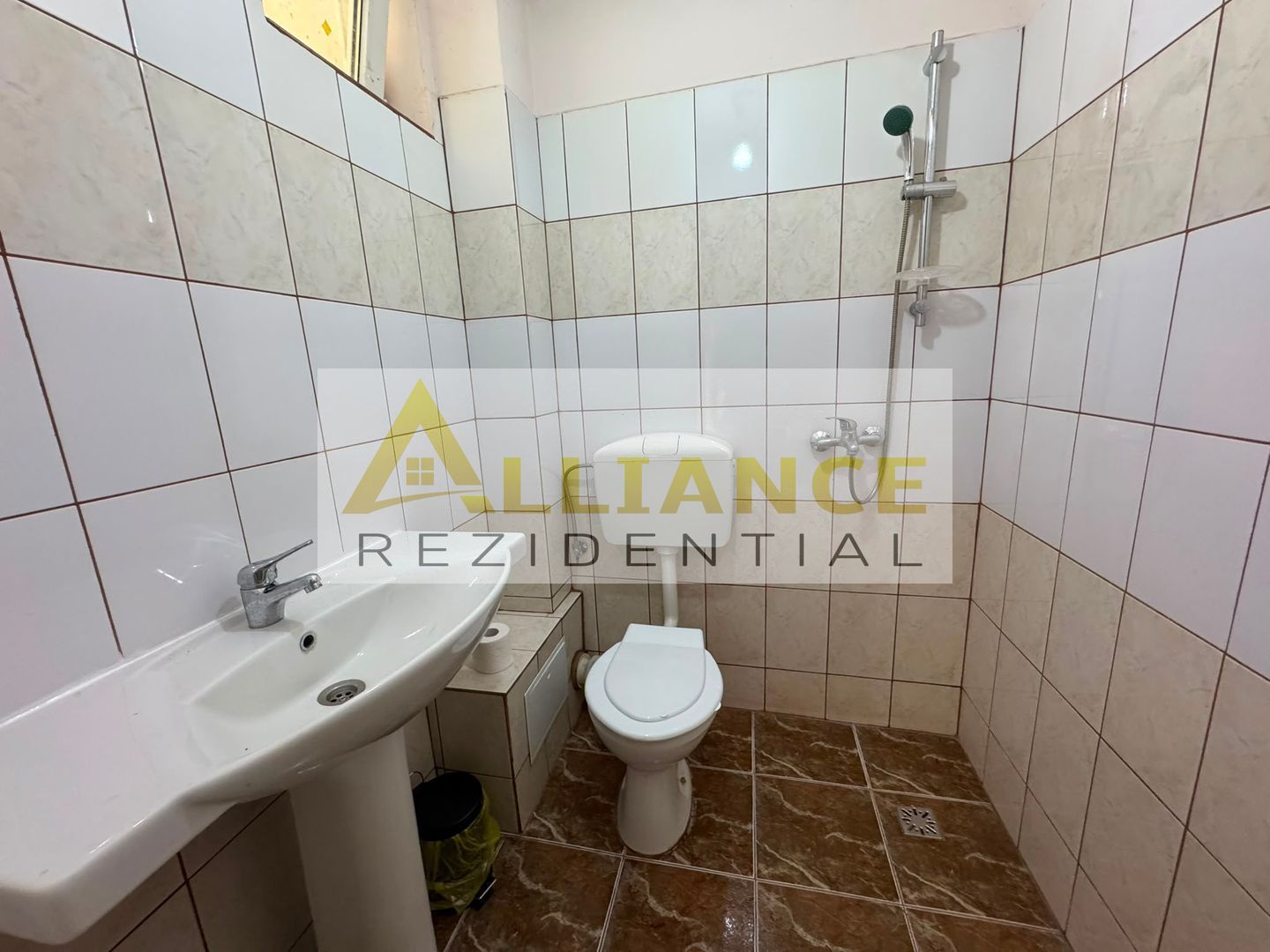 DUPLEX INTREG | 400 MP UTILI | TEREN 1.086 MP | FRUMUSANI - Poză 12