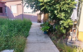 Apartament cu 3 camere la casa str.M.Eminescu - Poză 1