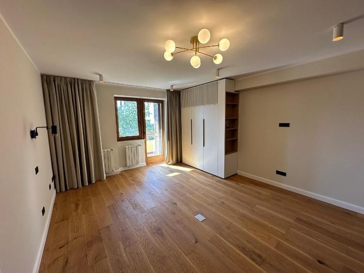 Piața Charles de Gaulle | Apartament 4 camere - Poză 9
