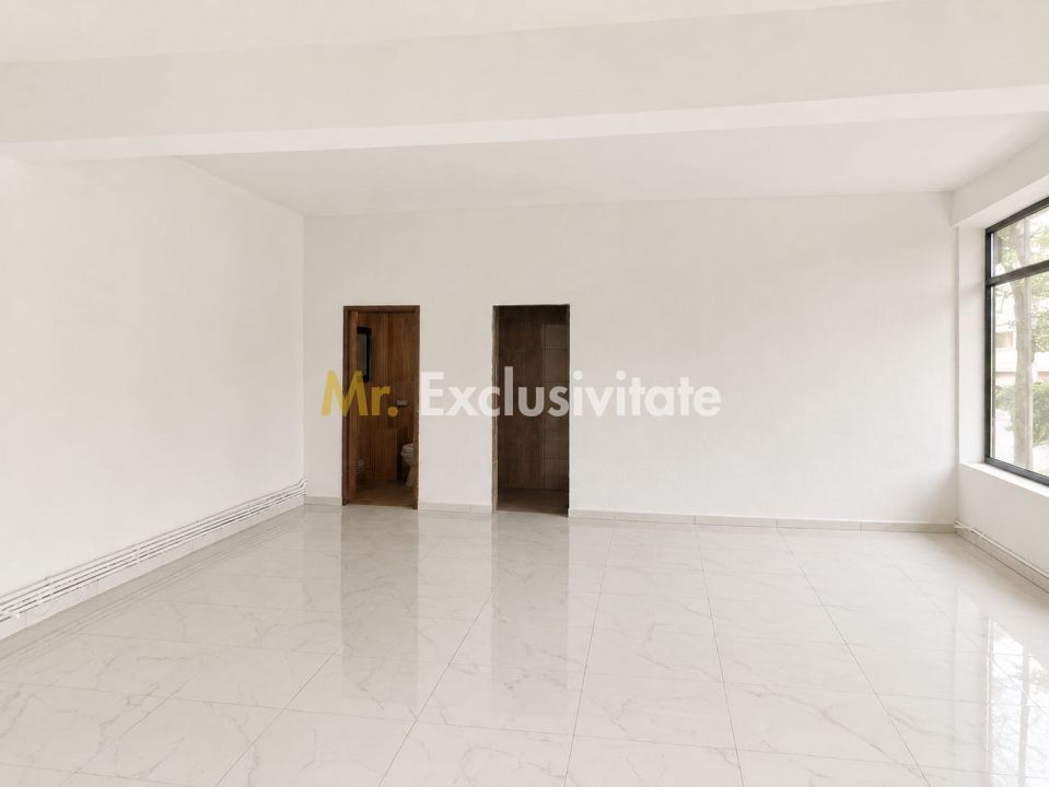DE INCHIRIAT - renovat - parter si etajul 1 - stradal - Poză 5